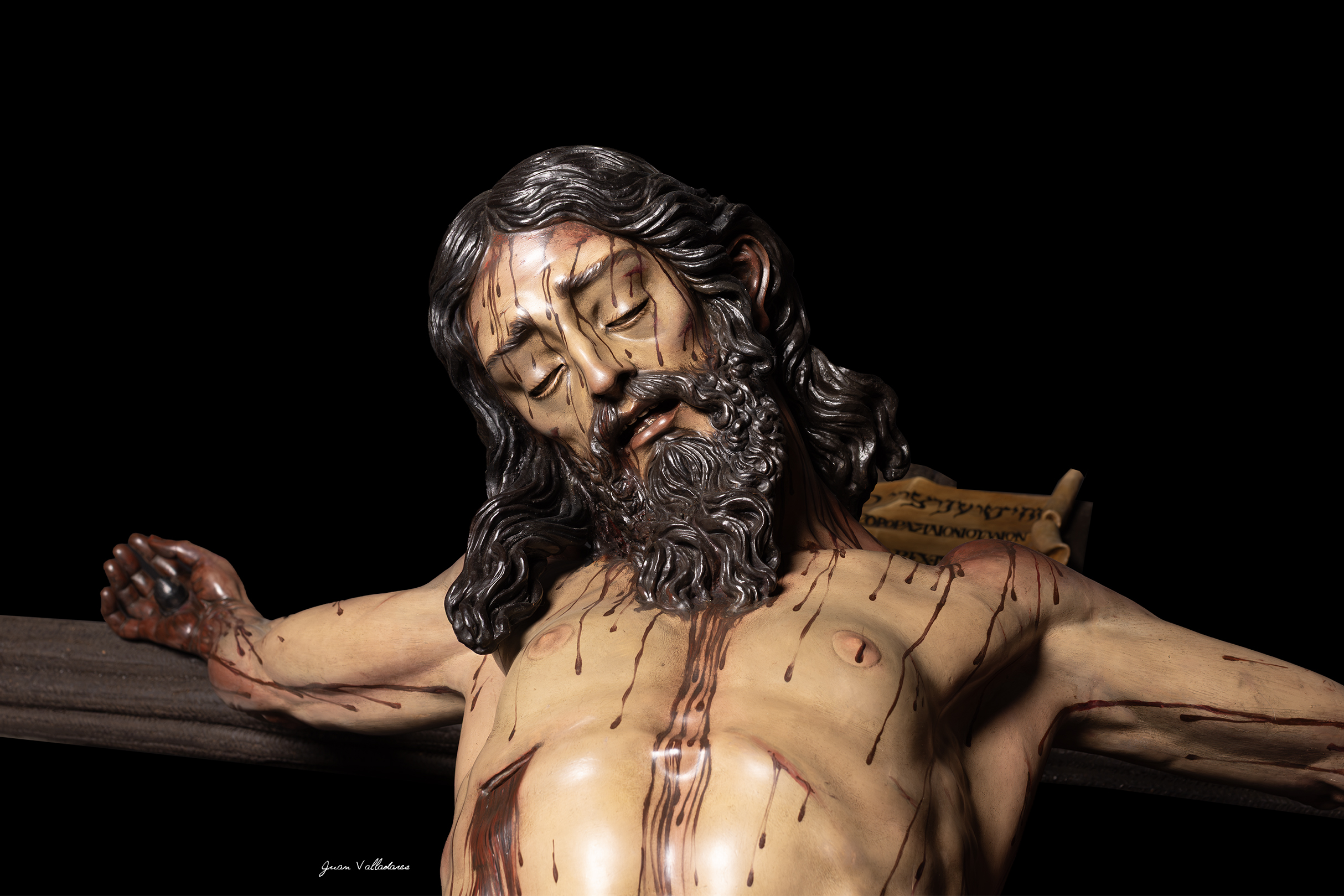Intervención de conservación al Cristo de la Vera-Cruz.